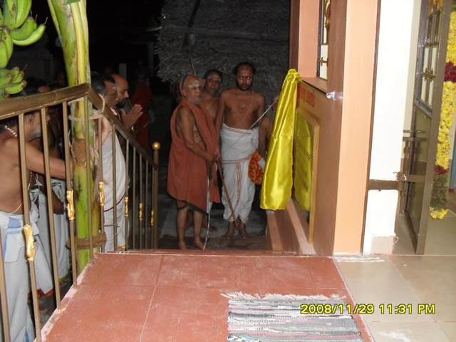 His Holiness visits Tiruvannamalai Sankara Matam